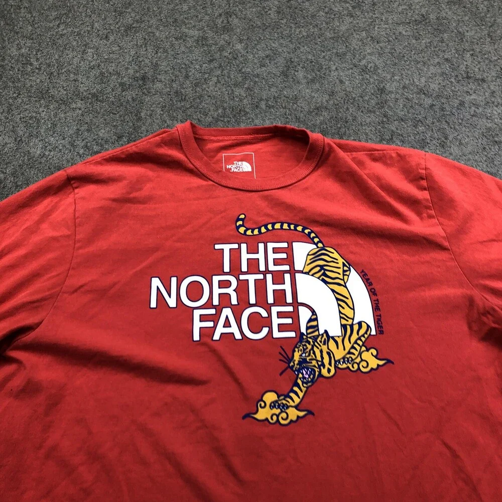 The North Face Shirt Mens XL Red Year Of The Tiger Graphic Tee Tagless Outdoor - Picture 4 of 9